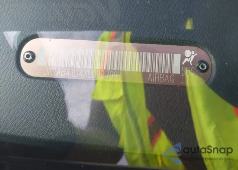 1999 Nissan Sentra Gxe/Xe from USA, damaged, VIN 3N1AB41D4XL092799